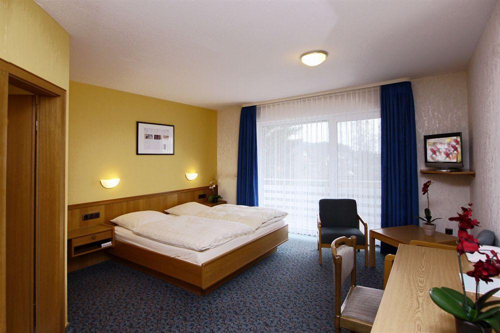 Hotel Hesborner Kuckuck ฮัลเลนแบร์ก ภายนอก รูปภาพ